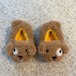 Dearfoams Brown Kids Slippers with Cute Dog Design